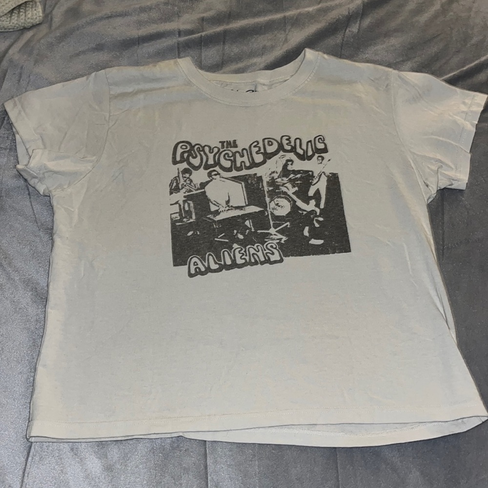 brandy melville john galt psychedelic aliens baby tee